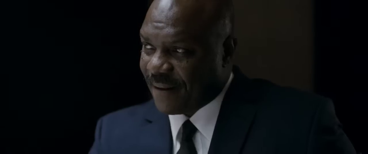 Robert Wisdom est le policier Cohagan dans le thriller The loft (Vertiges, 2014) d'Erik van Looy Robert Wisdom est le policier Cohagan dans le thriller The loft (Vertiges, 2014) d'Erik van Looy