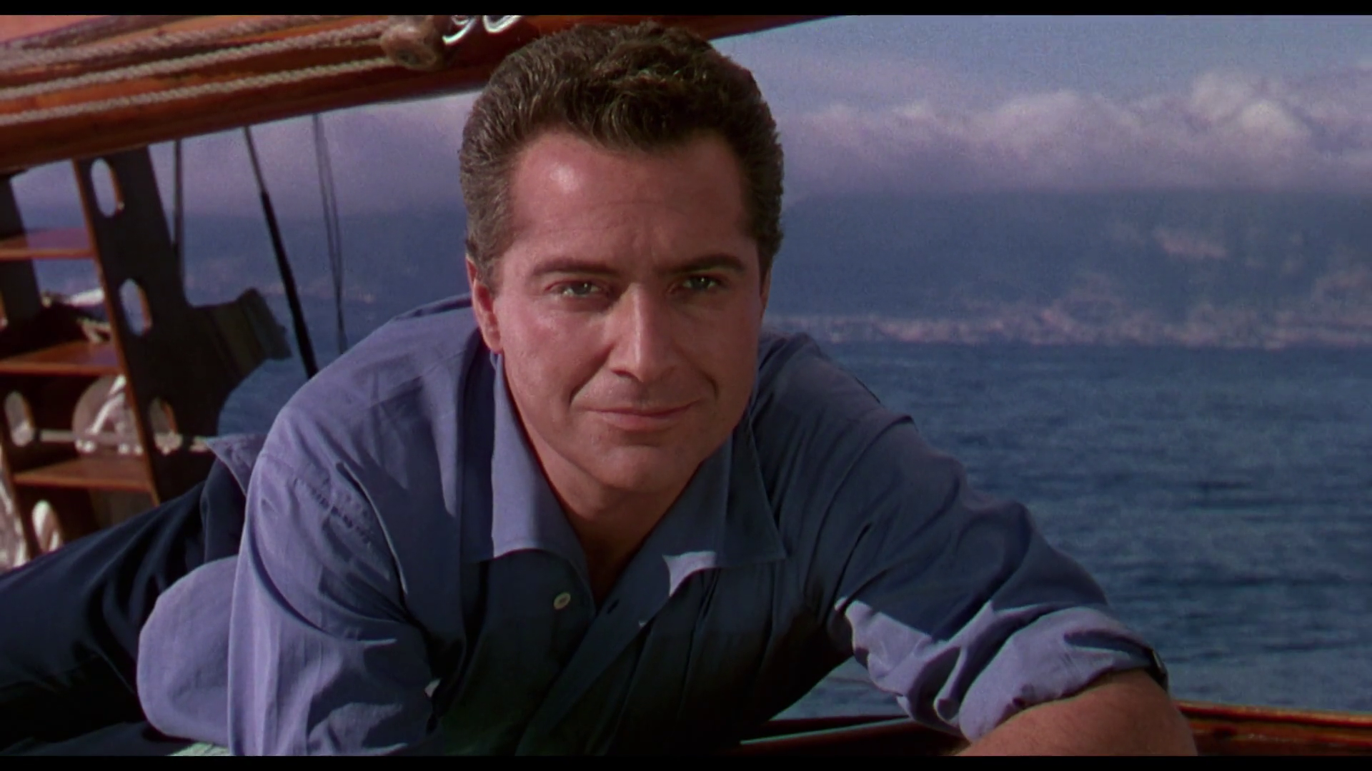 Rossano Brazzi dans le film The barefoot contessa (La comtesse aux pieds nus, 1954) de Joseph L. Mankiewicz