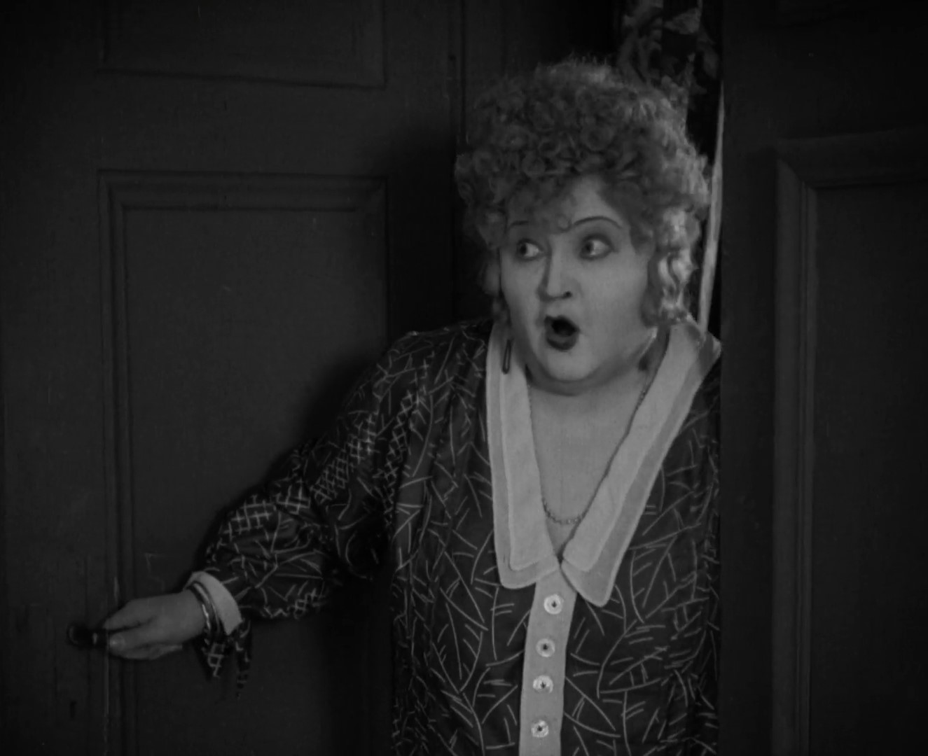 Lydia Potechina dans la comédie muette de la firme UFA Ein Walzertraum (Rêve de valse, 1925) de Ludwig Berger