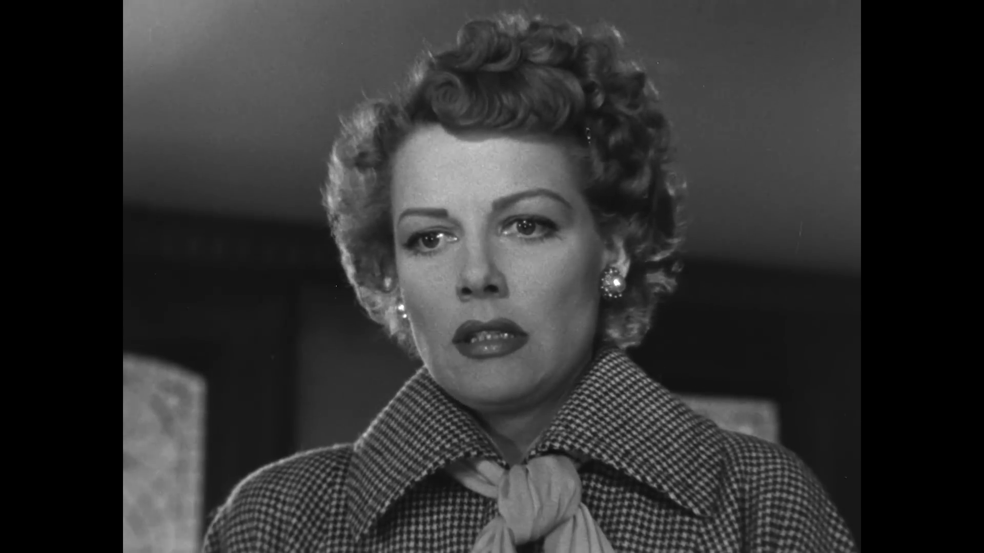 Ann Sheridan dans le film noir Woman on the run (Dans l'ombre de San Francisco, 1950) de Norman Foster