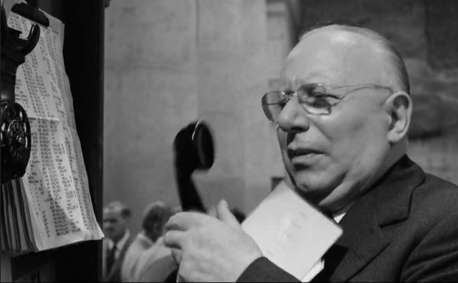 Louis Seigner dans le film franco-italien L'eclisse (L'éclipse, 1962) de Michelangelo Antonioni