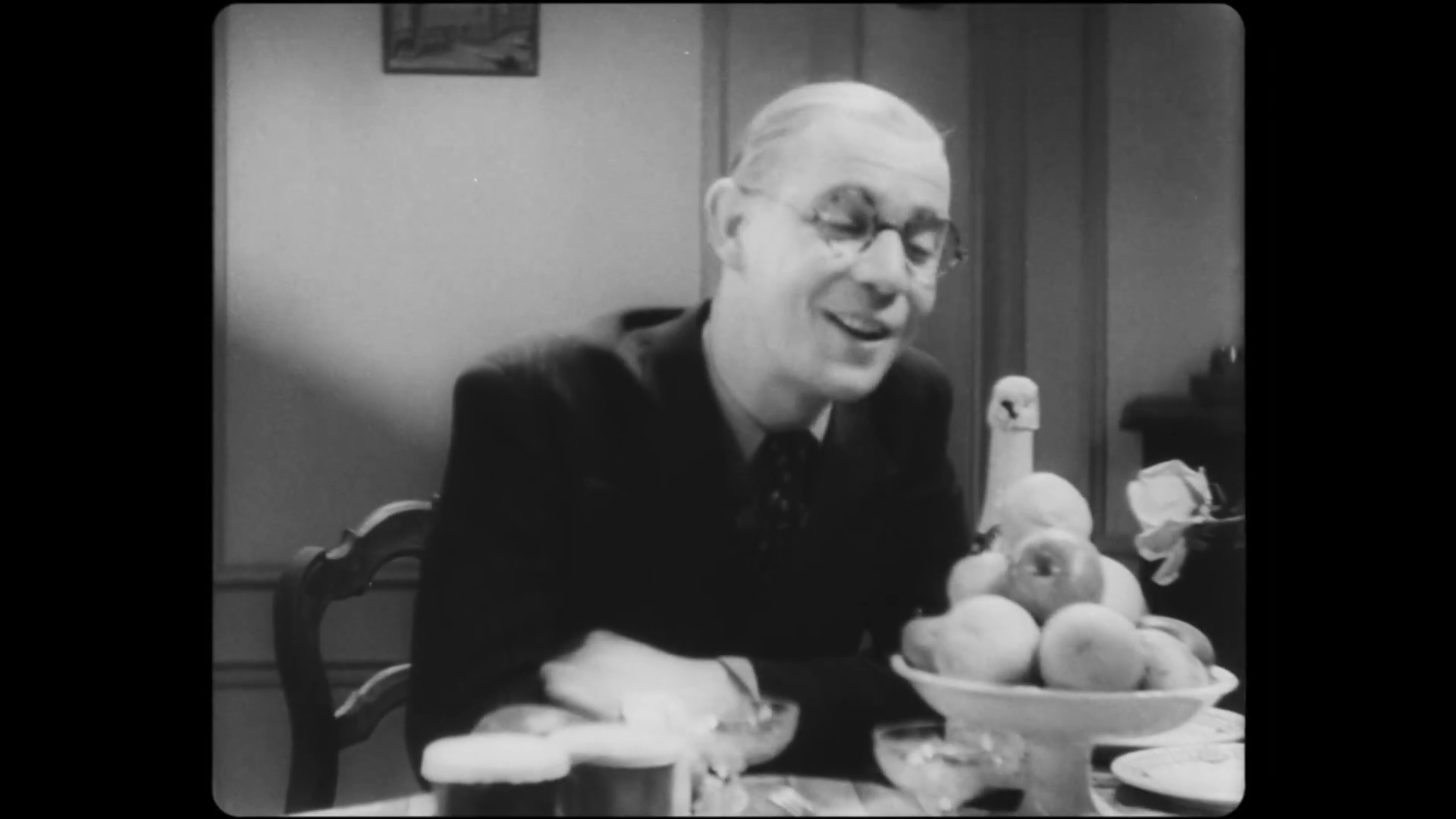 Guy Sloux dans la comédie à chansons Attendez ... chauffeur ! (1933)