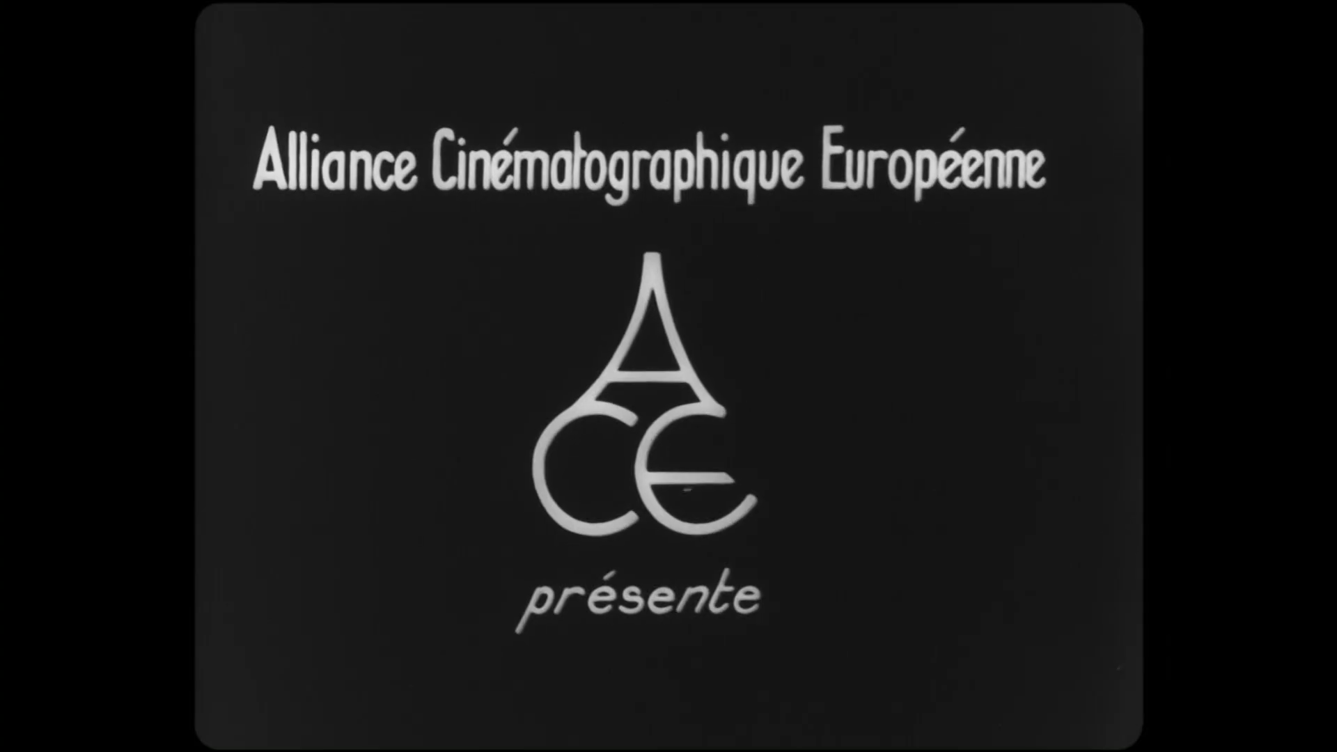 Image du générique du vaudeville cinématographique Attendez ... chauffeur ! (1933)