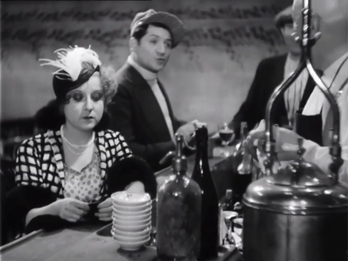 Mireille et Paul Azaïs dans le film musical Son plus bel exploit (1932) d'André E. Chotin